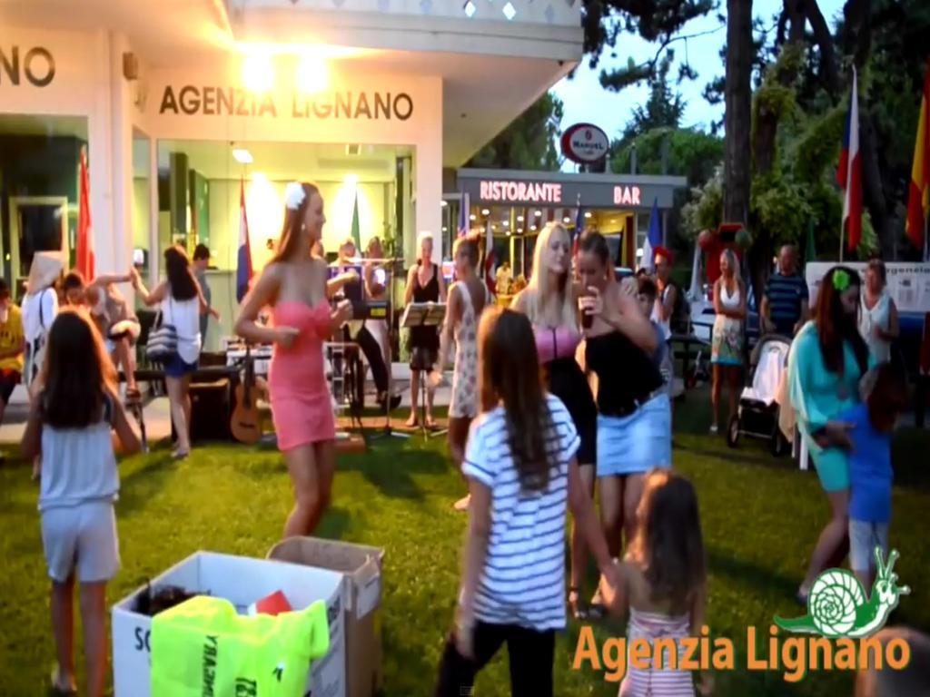 リニャーノ・サッビアドーロLignano Exclusive With Poolアパートメント エクステリア 写真